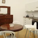 Dimora Burrafato - Antico Palazzo Sul Lungomare Tatil Evi
