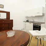 Tatil Evi Dimora Burrafato - Antico Palazzo Sul Lungomare