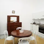 Dimora Burrafato - Antico Palazzo Sul Lungomare Tatil Evi *
