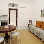 Tatil Evi Dimora Burrafato - Antico Palazzo Sul Lungomare Caronia Marina