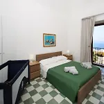 Dimora Burrafato - Antico Palazzo Sul Lungomare Tatil Evi *