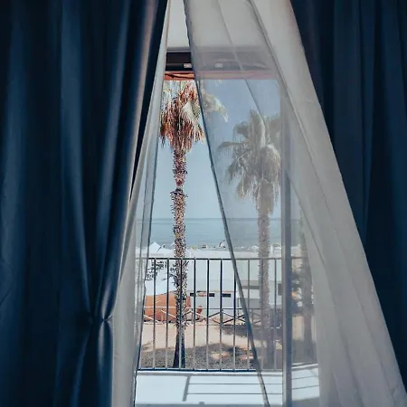 Dimora Burrafato - Antico Palazzo Sul Lungomare Holiday home
