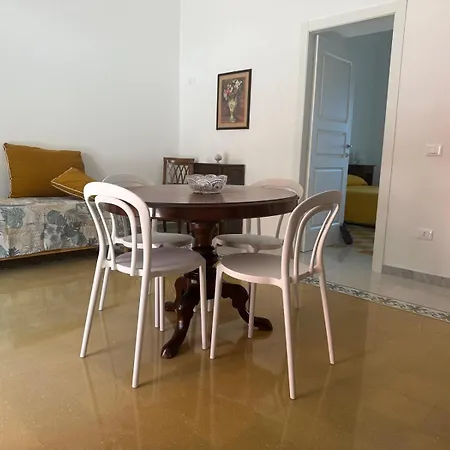 Dimora Burrafato - Antico Palazzo Sul Lungomare Caronia Marina