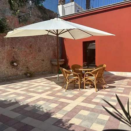 Dimora Burrafato - Antico Palazzo Sul Lungomare Holiday home