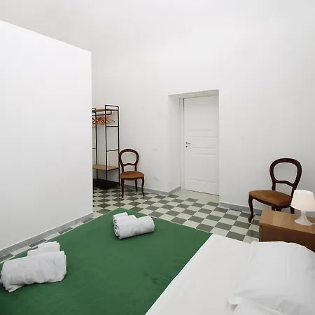 Dimora Burrafato - Antico Palazzo Sul Lungomare Holiday home